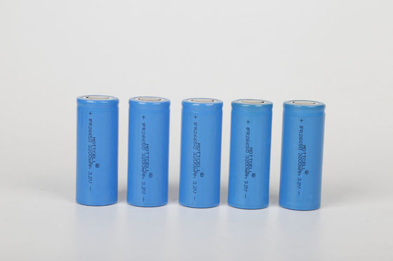 3.2V 6000mah সিলিন্ডার ব্যাটারি সেল রিচার্জযোগ্য গভীর চক্র 32700 32650 Lifepo4 সেল