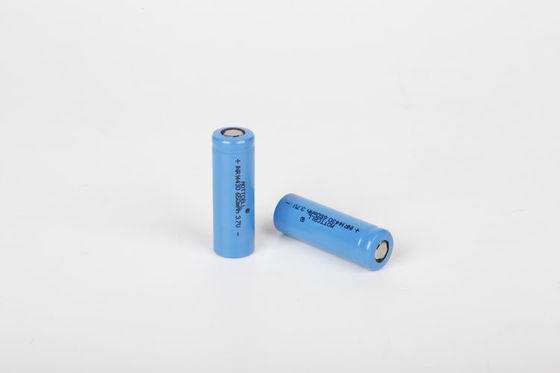 উচ্চ পারফরম্যান্স 32700 LiFePo4 ব্যাটারি সেল 3.2V 6000mAh 6ah সৌর আলো জন্য